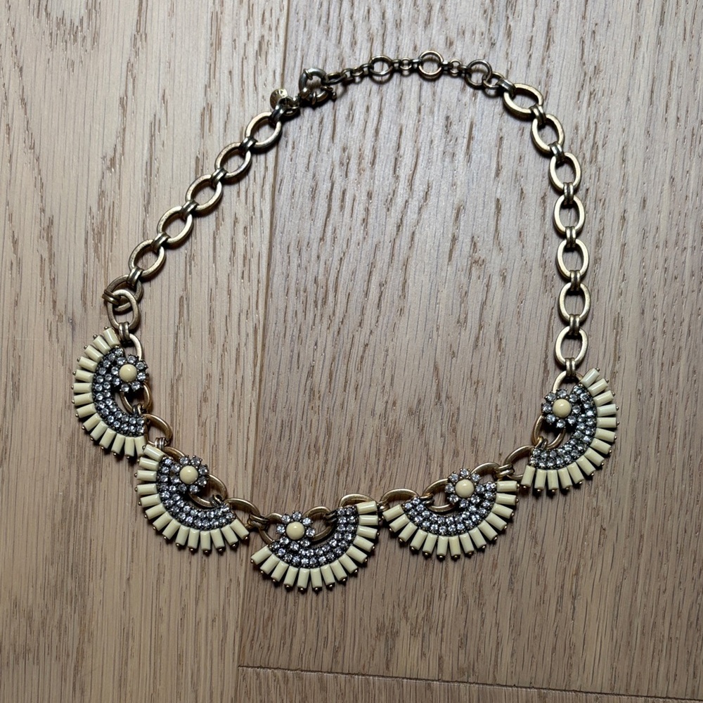 J Crew Elegant Cream and Gold Fan-Link Statement Necklace
